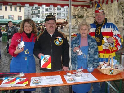 Die Marktfrauen Petra und Heidi Anhäusser